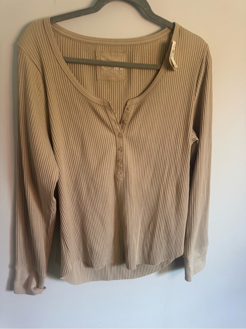 NWT Aerie Ribbed Henley Long-Sleeve Top - Beige size XXL layering top